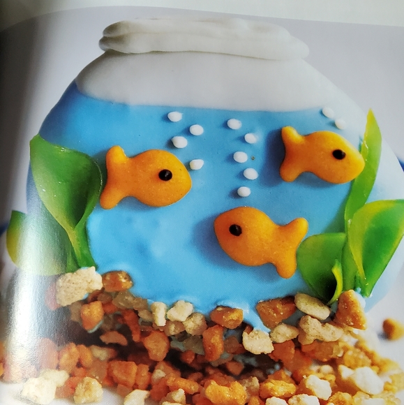 Hello, Cupcake! Recipe book - Picture 3 of 5